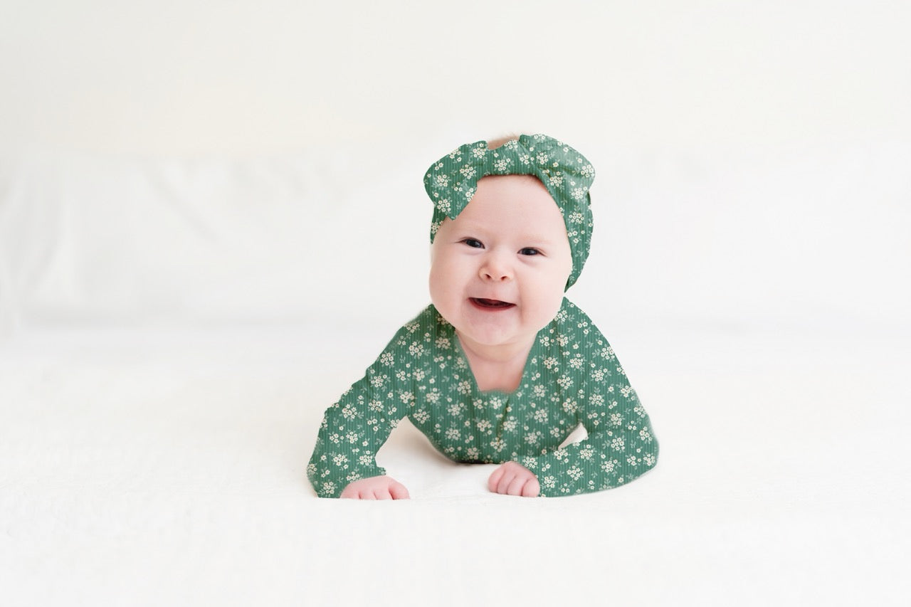Green Daisy Ribbed Zip Pajamas