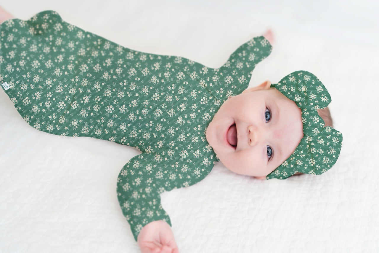 Green Daisy Ribbed Zip Pajamas