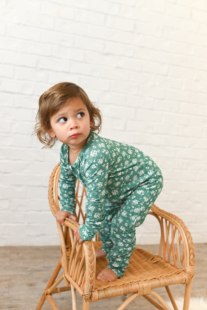 Green Daisy Ribbed Zip Pajamas