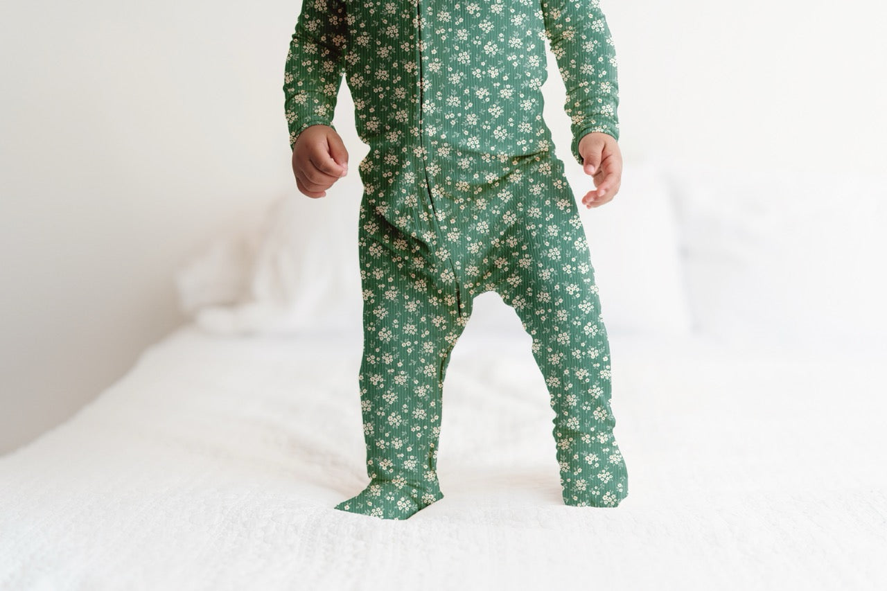Green Daisy Ribbed Zip Pajamas